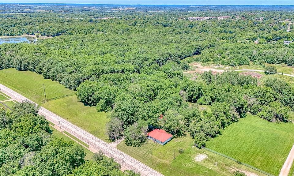 1st image of 209 W Hale Lake Rd