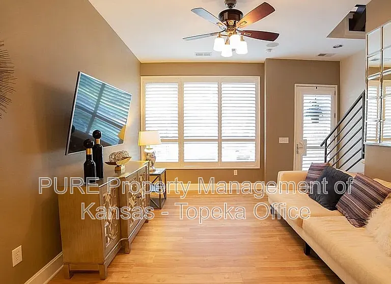 4540 Nichols Rd — Photo 11