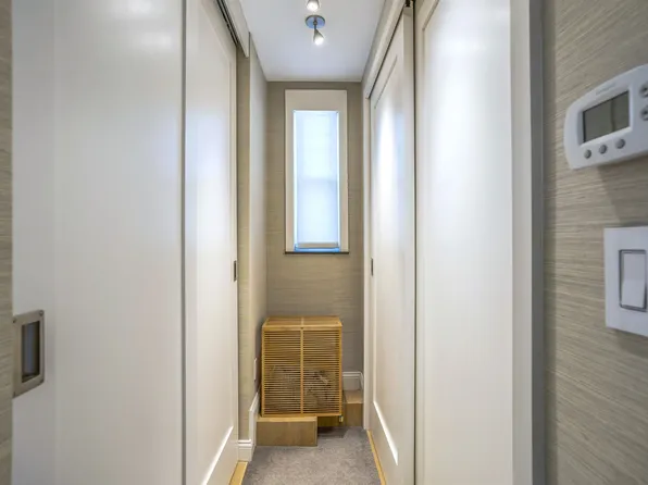 310 West 55th Street image 12 of 23