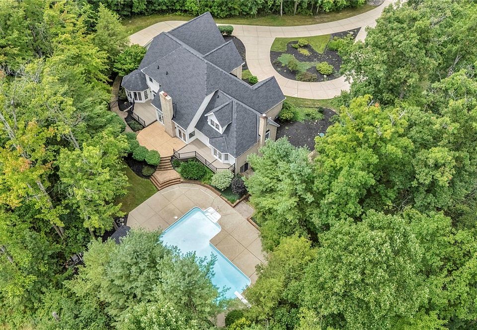 1st image of 8215 Eagle Ridge Dr