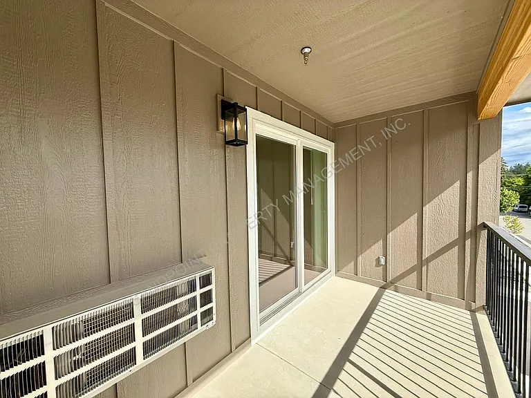 424 S Olive Ave #304 — Photo 13