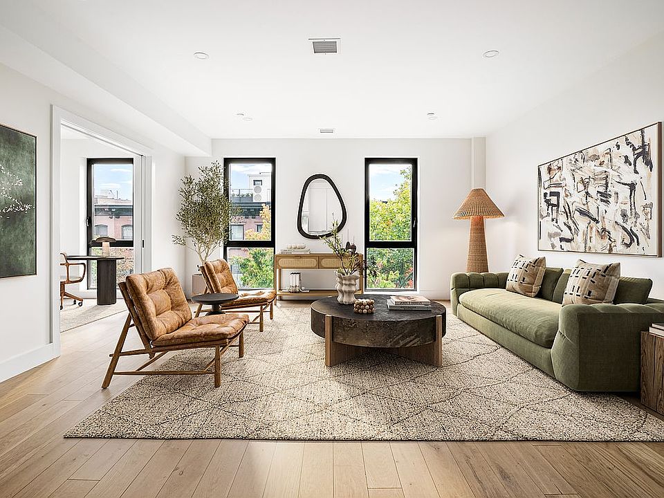 1st image of 301 De Graw St #4
