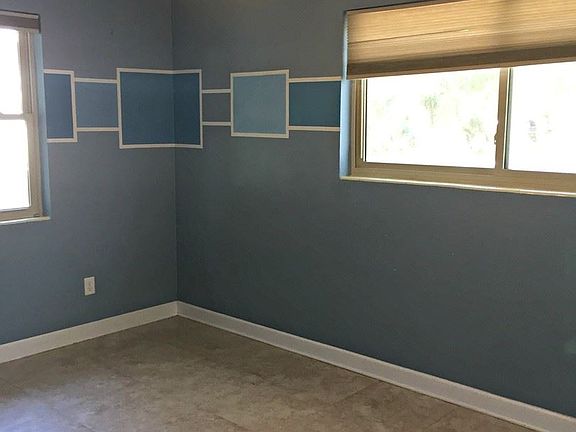 5th image of 114 Merle Cir