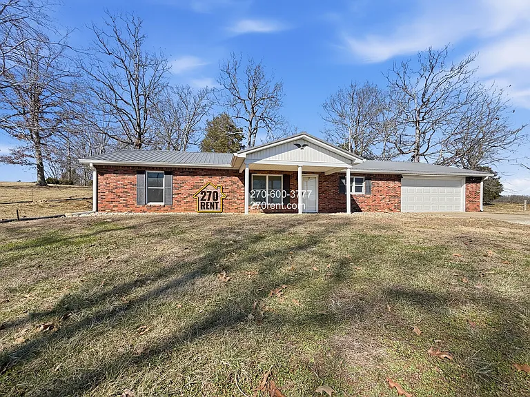 2390 Brandenburg Rd — Photo 2