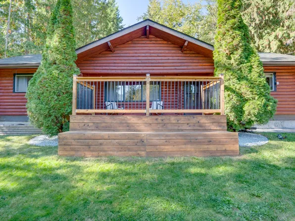 2452 Forest Dr, Columbia Shuswap, BC V0E 1H2