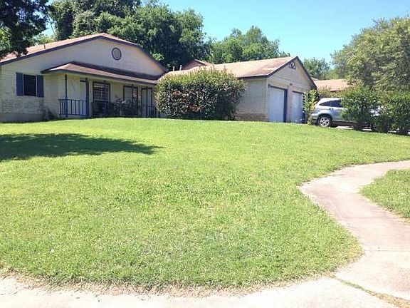 2nd image of 1809 Gracy Farms Ln #A