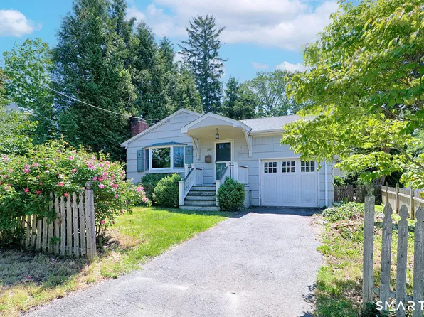 1099 Merritt Street, Fairfield, CT 06825