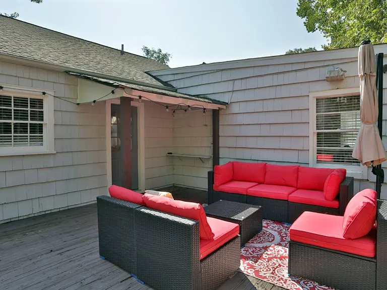 1190 Atlantic Dr NW — Photo 40