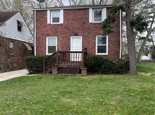 1462 Dille Rd, Euclid, OH 44117