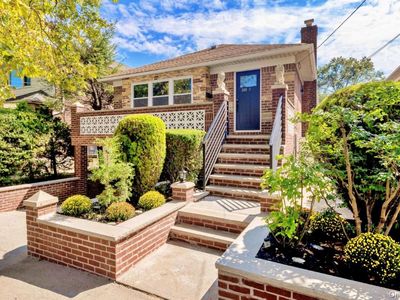 208-12 53 Avenue, Oakland Gardens, NY, 11364