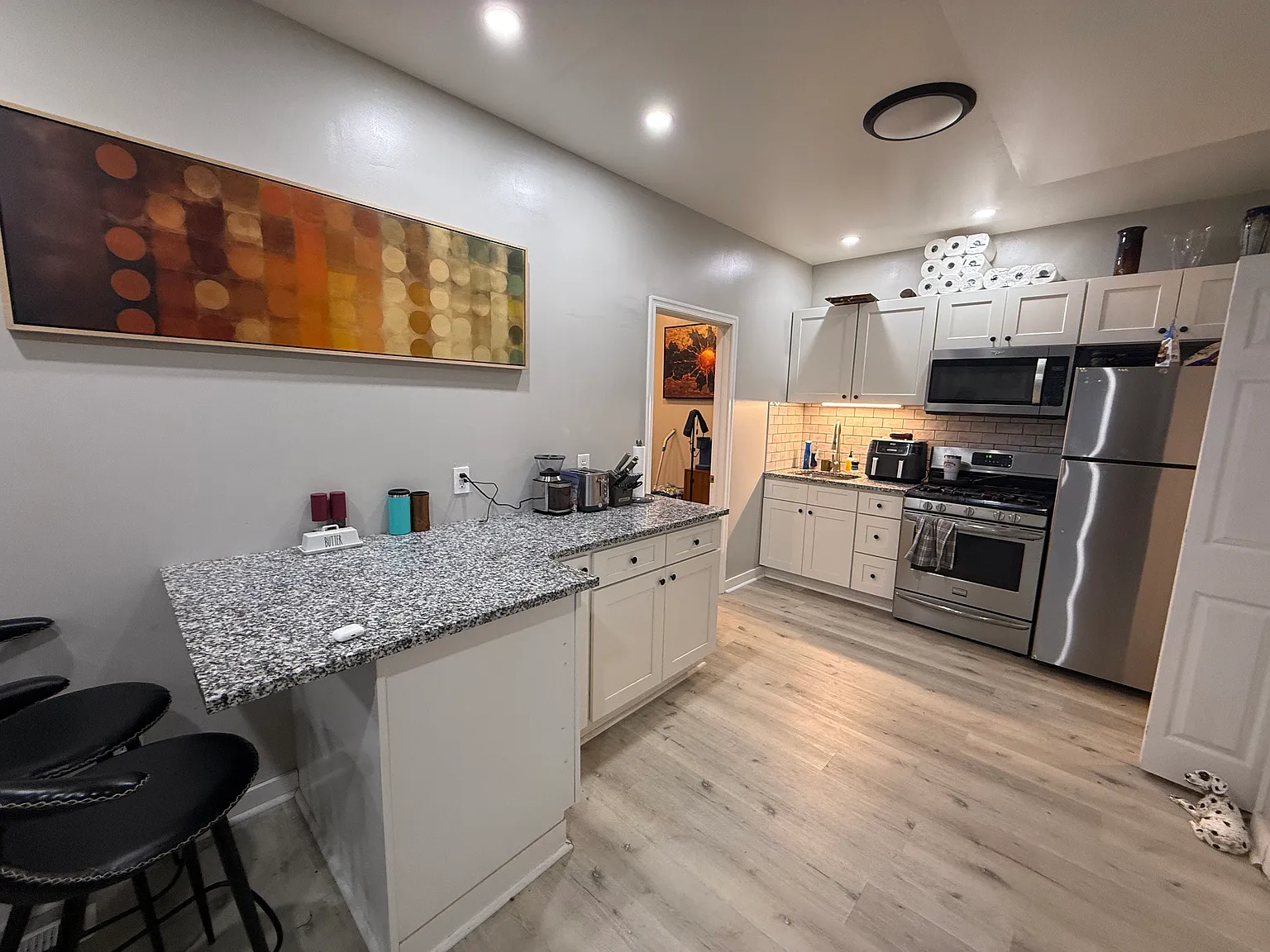 2 bed, 1000 sqft, $1,155 — Photo 4