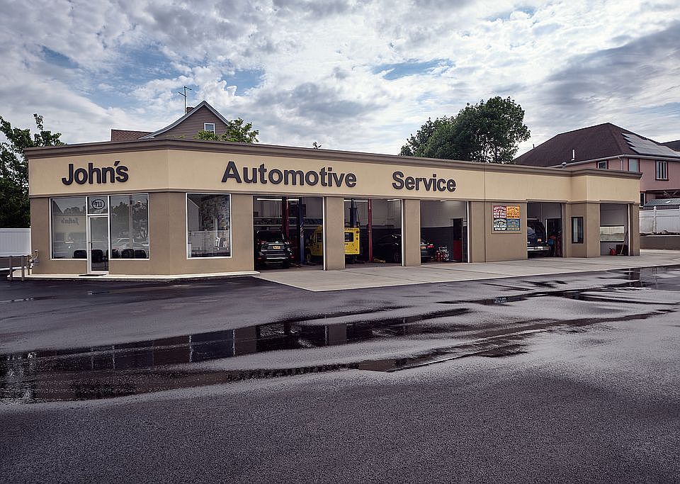 1st image of 711 West Broadway