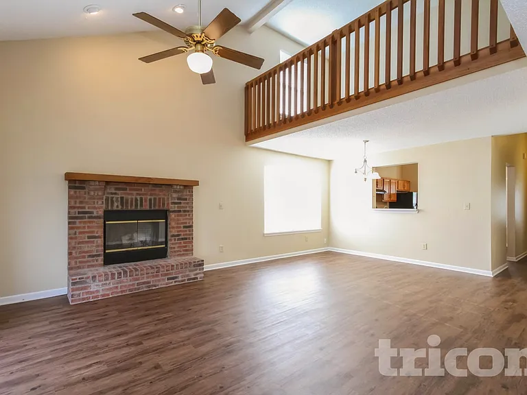 8847 Himebaugh Ln — Photo 2