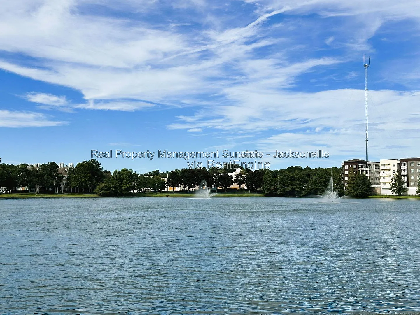 1 bed, 1.0 bath, 1012 sqft, $1,425 — Photo 3