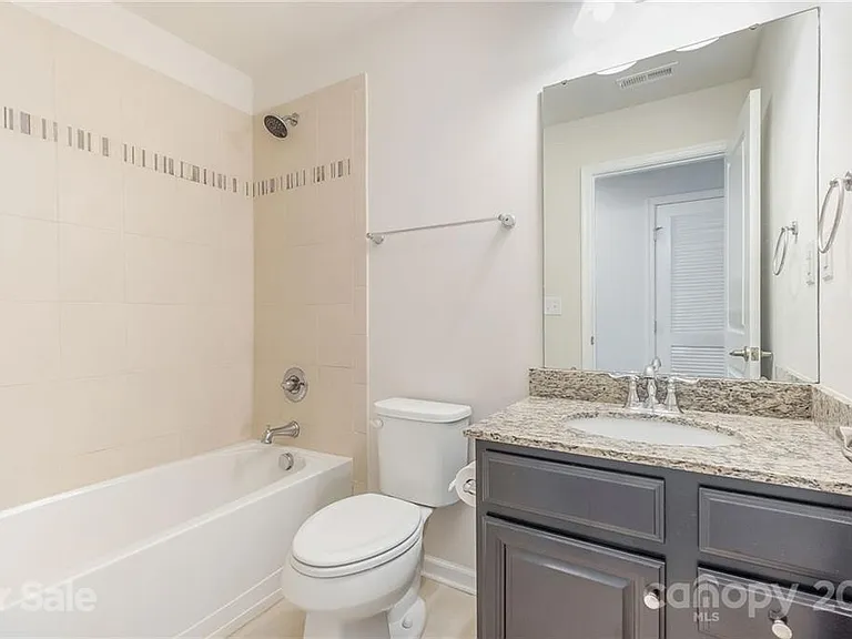 11053 Telegraph Rd NW — Photo 15