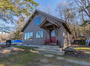 110 Snowy View Ln, Lake Pleasant, NY 12108