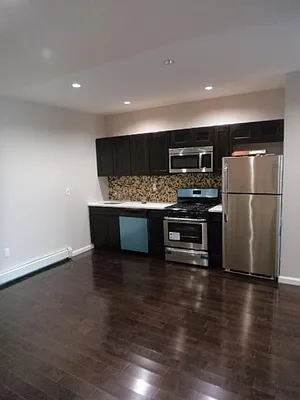 Rented by Bedford Brownstone Realty | media 21