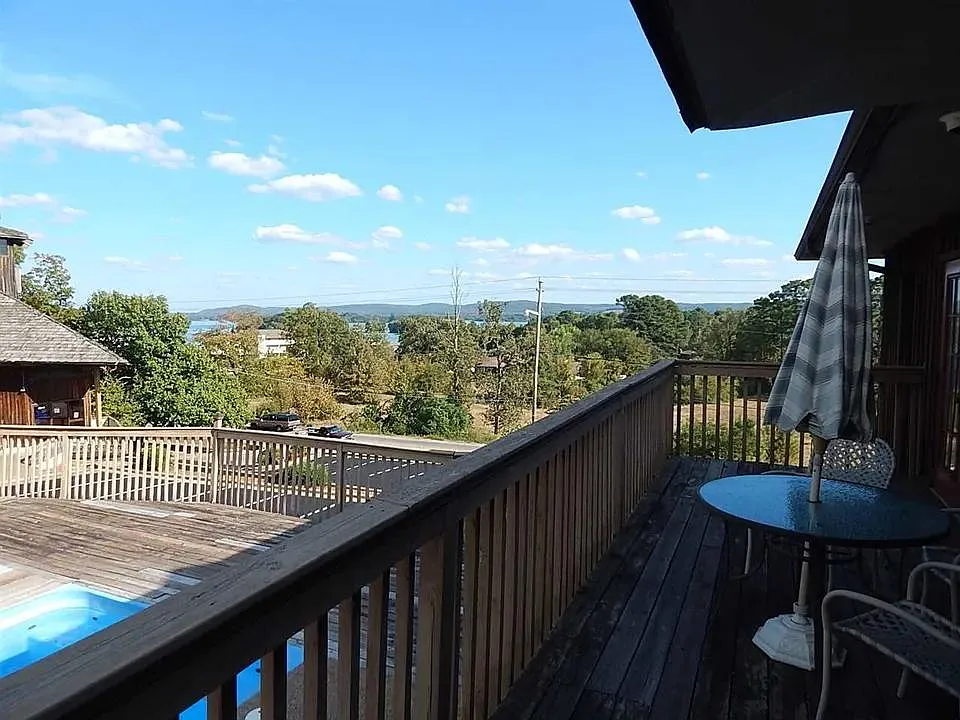 109 Hamilton Oaks Dr #301