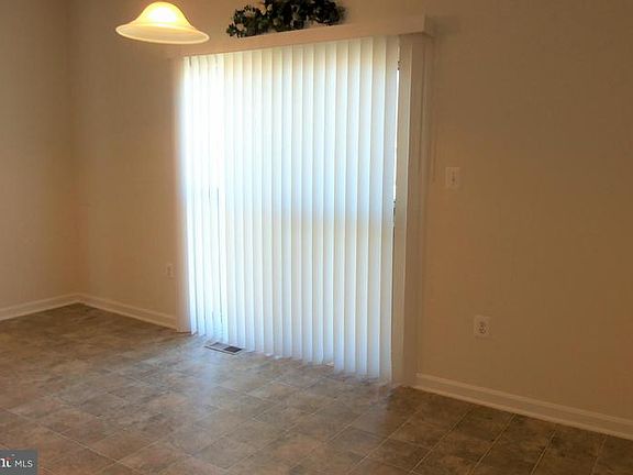 5th image of 2949 American Eagle Blvd