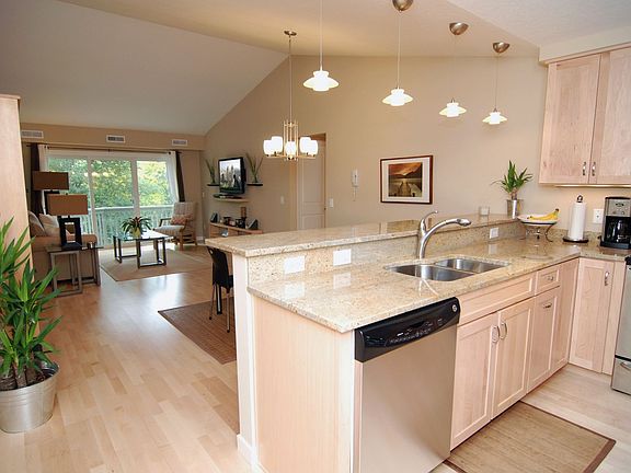 3rd image of 5424 France Ave S APT 212A