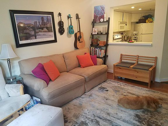 3rd image of 1045 N Utah St APT 104
