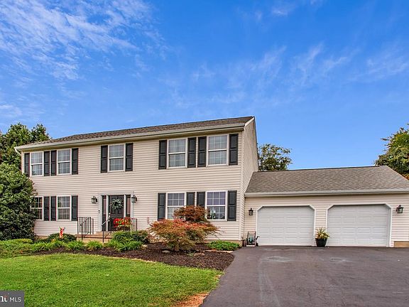 3rd image of 9120 Margrove Ct