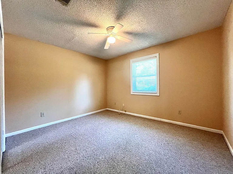2475 Sunburst Pl — Photo 25