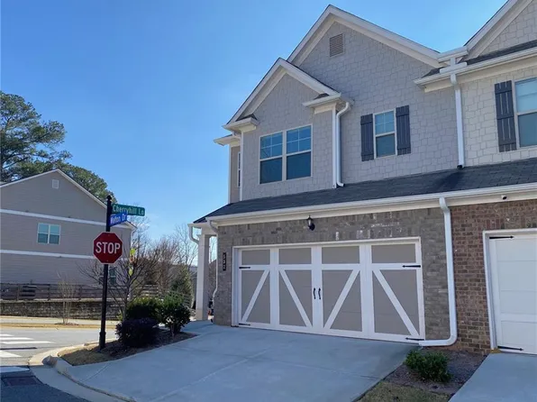 532 Walton Dr, Woodstock, GA 30188