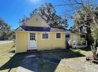 734 NE 3rd Ave APT 2, Gainesville, FL 32601