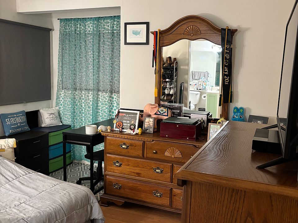 1st image of 733 Hill St #1