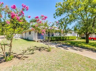526 Euclid St, Cleburne, TX 76033
