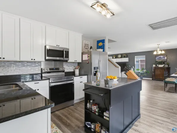 354 Jasmine Dr, Madison, AL 35757