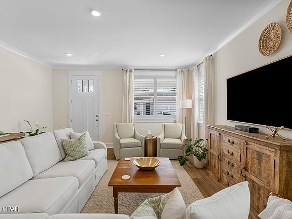 5th image of 1663 Rushes Ave