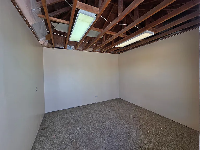 1469 W Virgil Dr — Photo 40