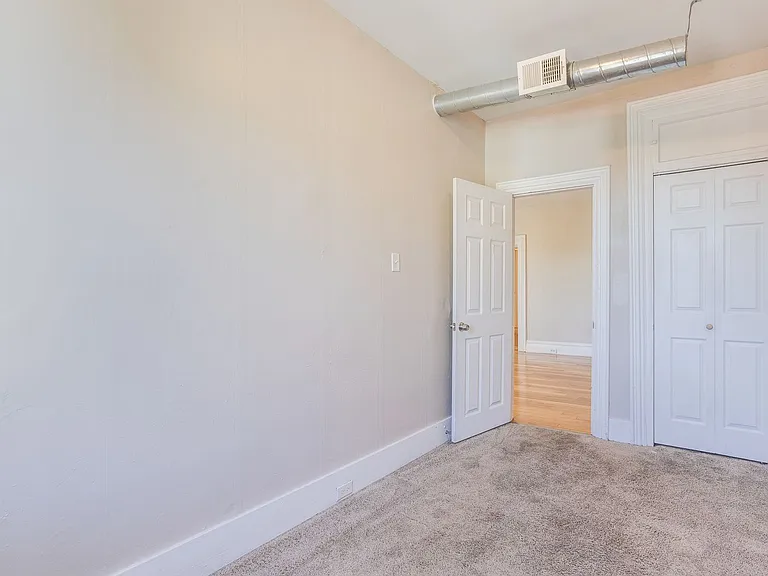 10 - 35 Mt Oliver — Photo 4