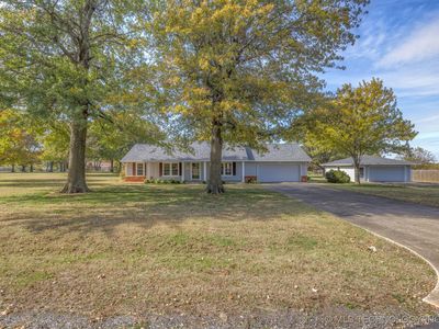 405 N Will Rogers Loop E, Oologah, OK, 74053