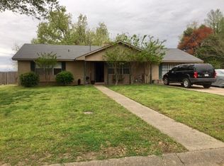 2567 Bobolink Pl, Greenville, MS 38701