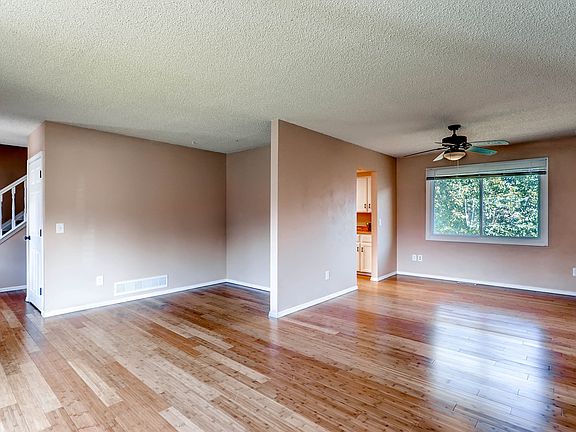 5th image of 2504 E 101st Ct