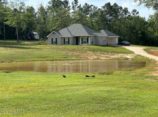 23 Van Spence Rd, Carriere, MS 39426