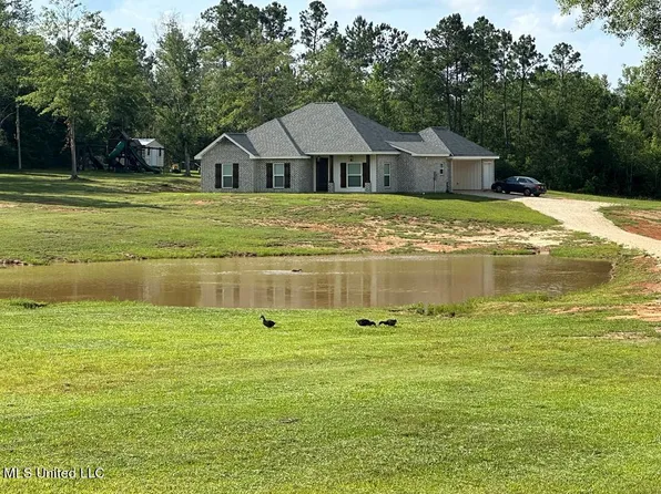 23 Van Spence Rd, Carriere, MS 39426