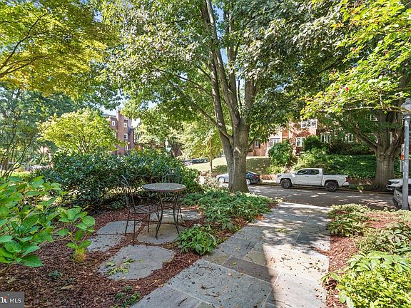 2nd image of 1609 44th St NW
