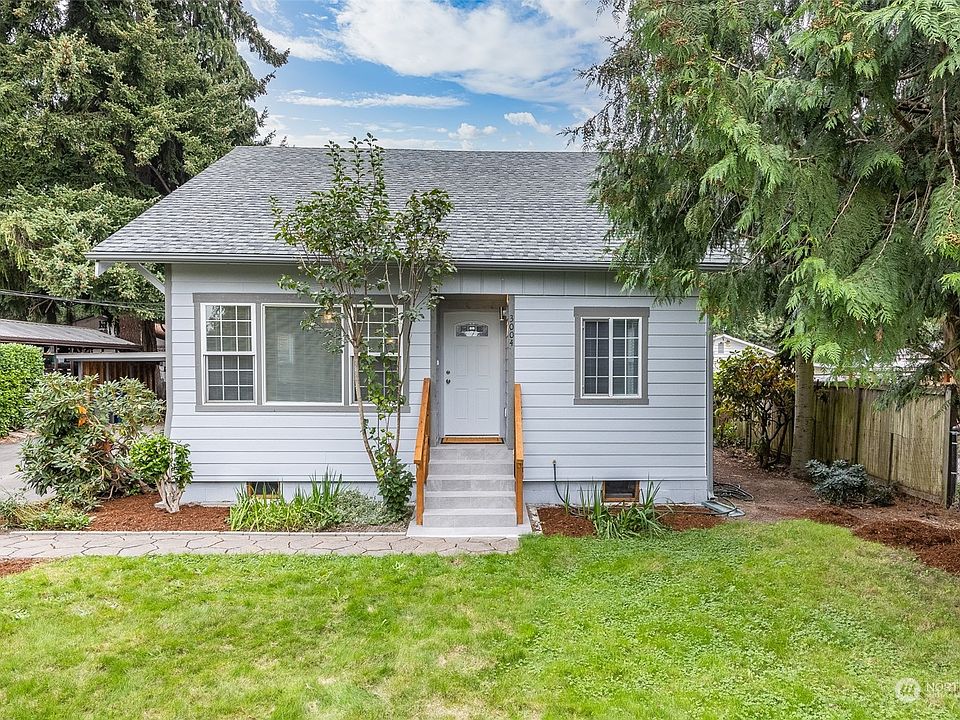 1st image of 3004 C Street SE