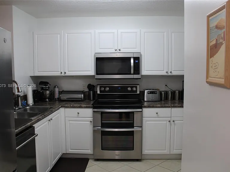 519 E Sheridan St #1082 — Photo 10
