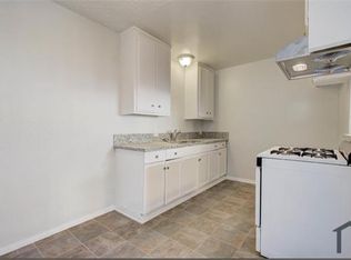 2122 E 10th St APT 1, Long Beach, CA 90804