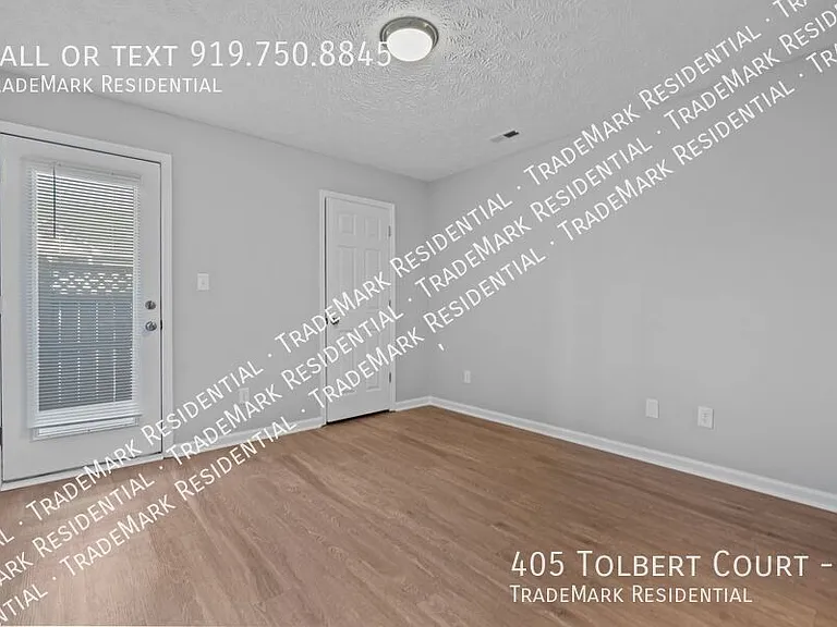 405 Tolbert Ct #F — Photo 9