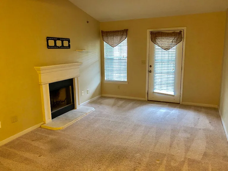 30970 Paradise Cmns #327 — Photo 3