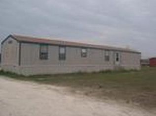 5098 Tomahawk Dr, Robstown, TX 78380