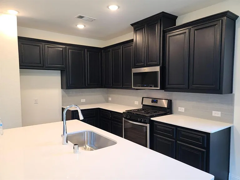 16020 Aquilla Way — Photo 5