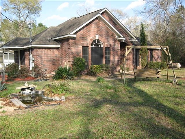 1st image of 11961 Lake Forest Dr