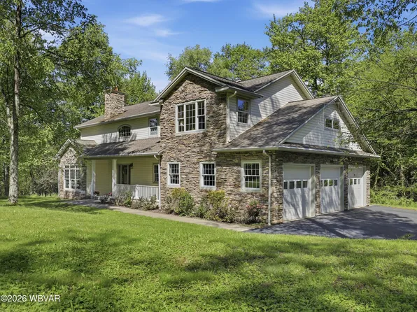 32 Railroad St, Mildred, PA 18632